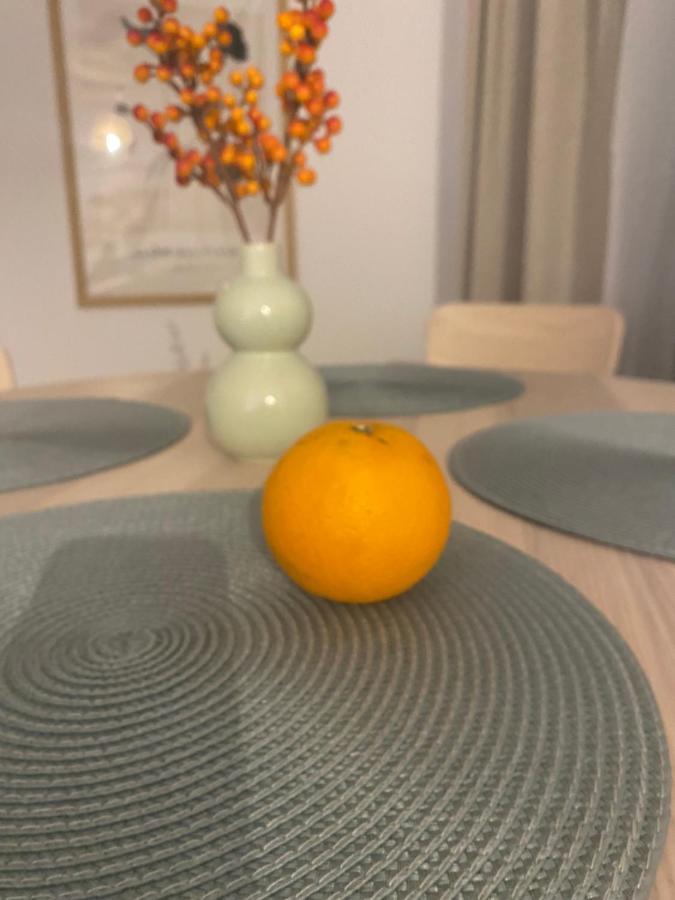 Metro Szwedzka Apartament Orange Warszawa Zewnętrze zdjęcie
